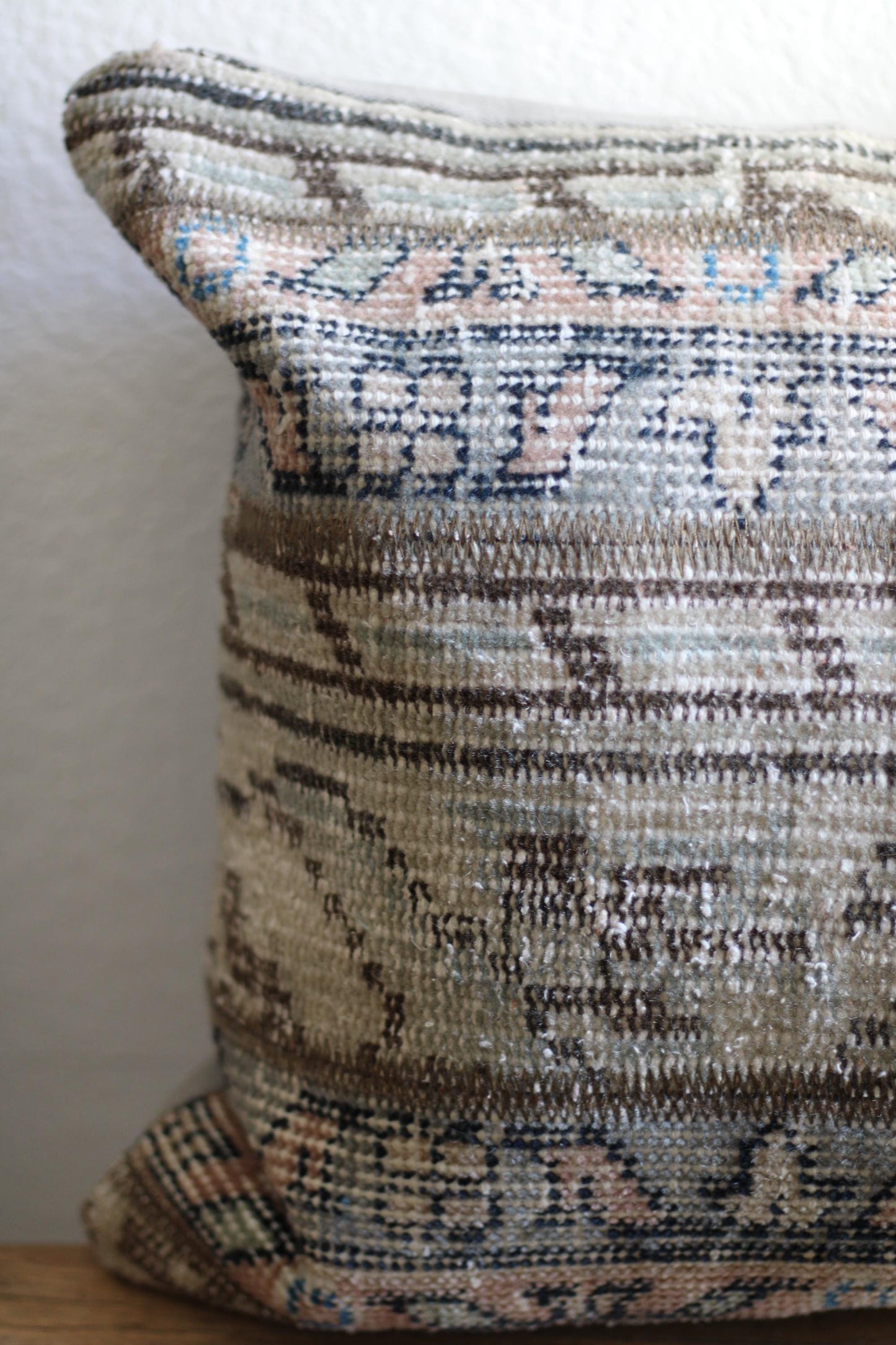 Turkish Rug Pillow Cover 16x24 Kilim