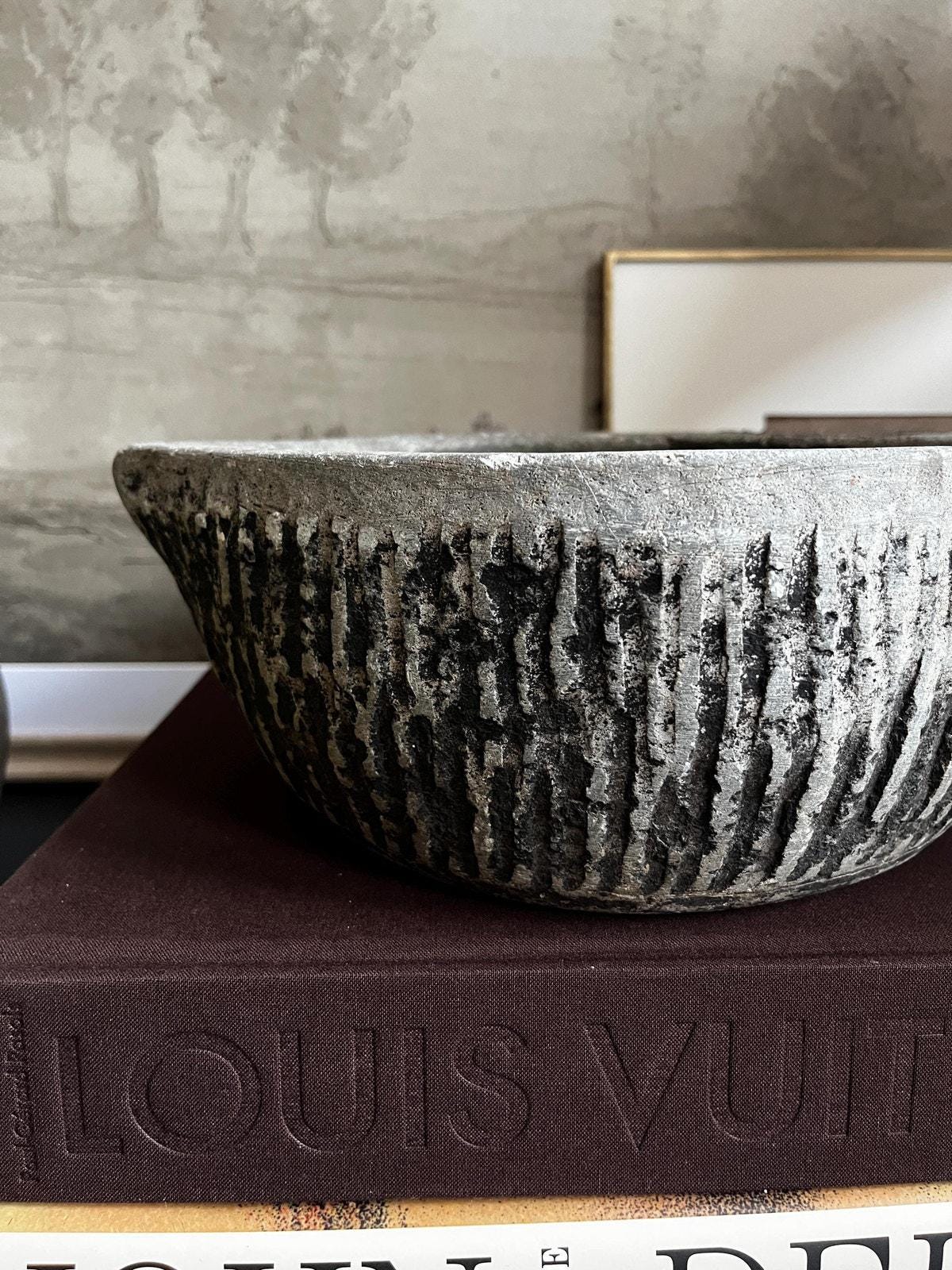 Vintage Stone Kundi Bowl Large