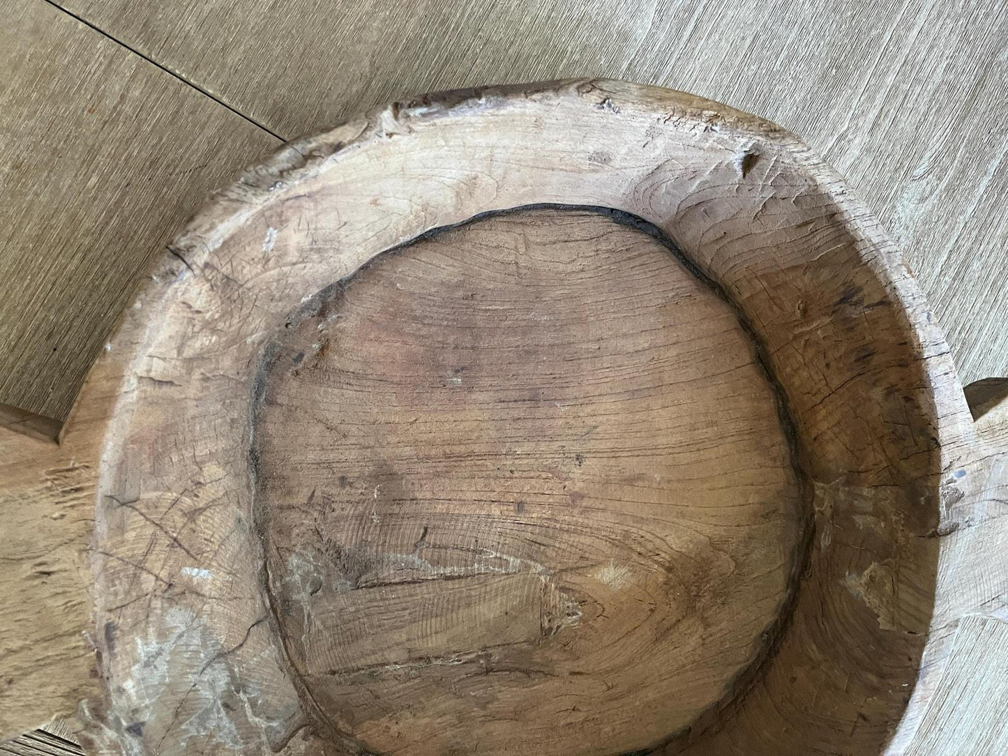 Large Vintage Wood Parat Bowl