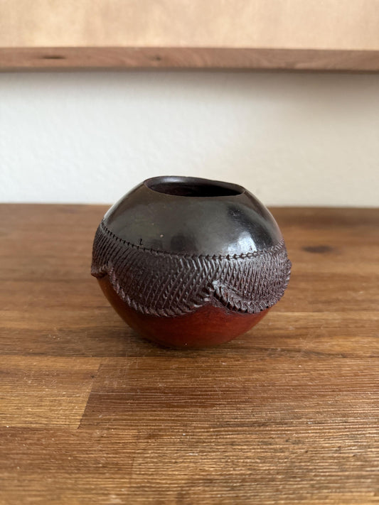 Small Vintage African Zulu Pot