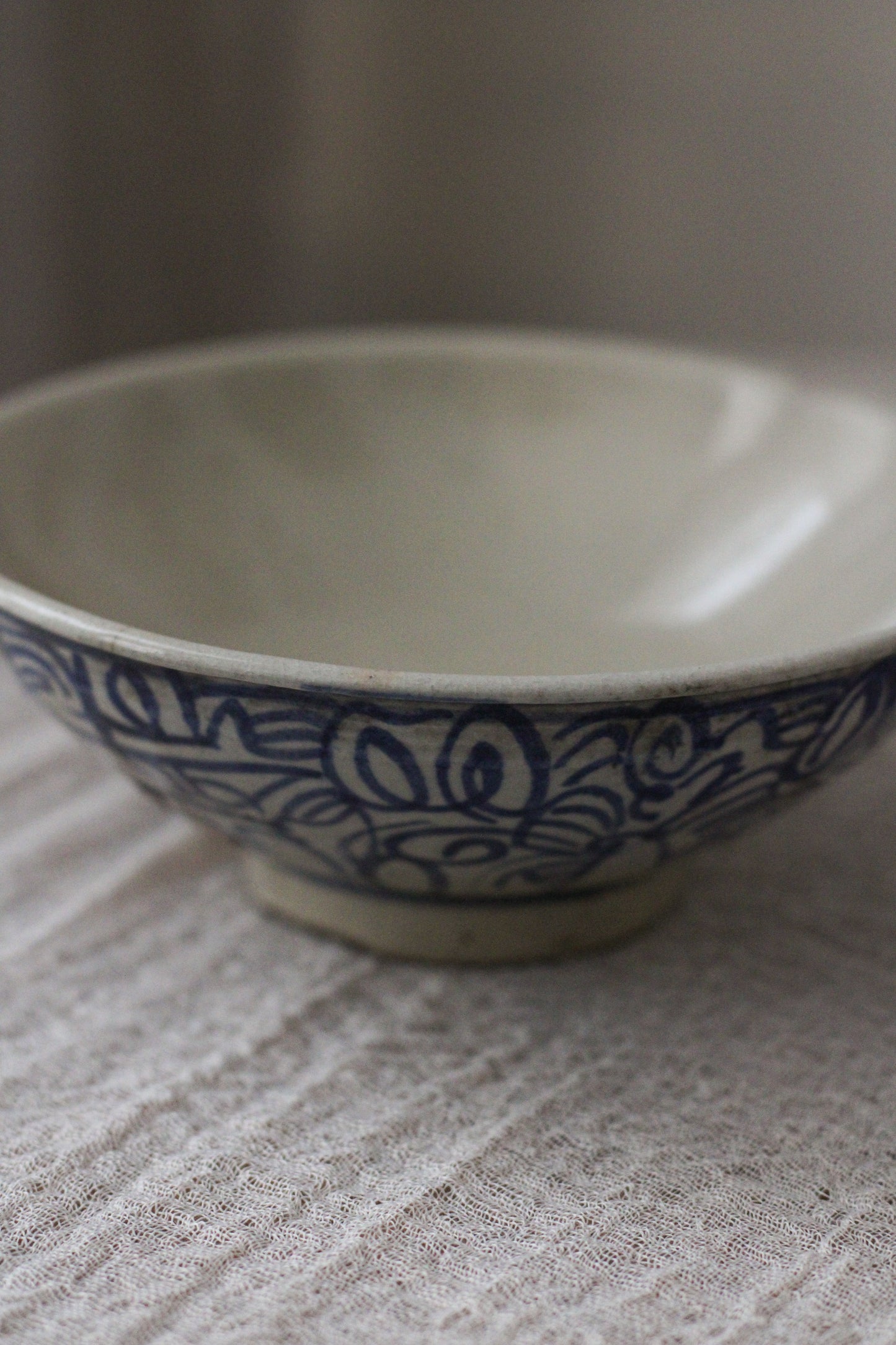 Antique Chinese Porcelain Bowl Blue White Floral Double Happiness