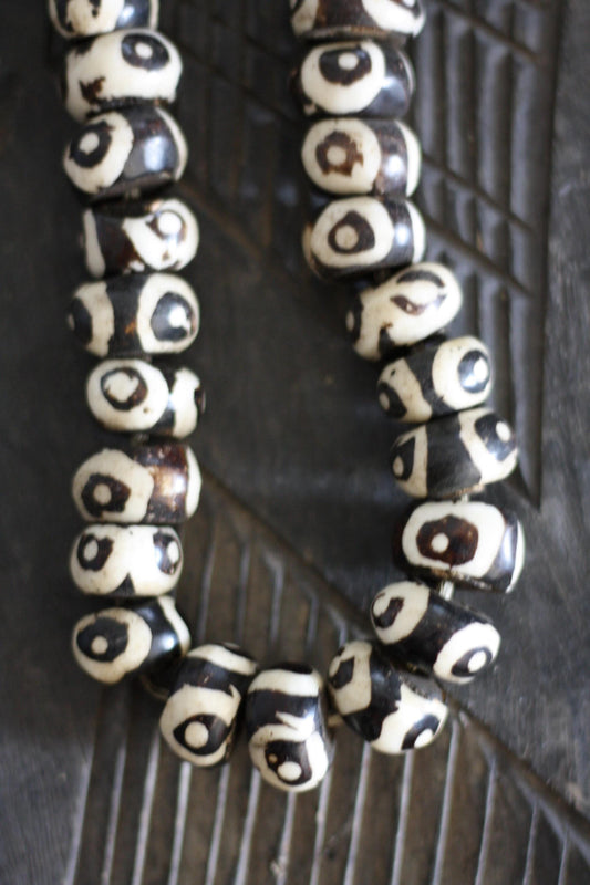 Vintage African Batik Bone Bead Strand